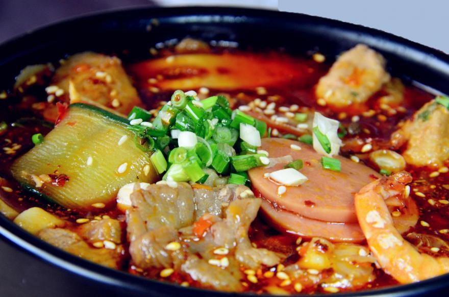 成都串串香培訓多少錢,？成都油擼串串培訓