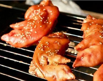 20210312172356111370.jpg 烤豬蹄1.jpg