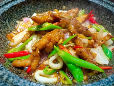  麻辣香鍋技能做法哪家好？各種調味醬的制造