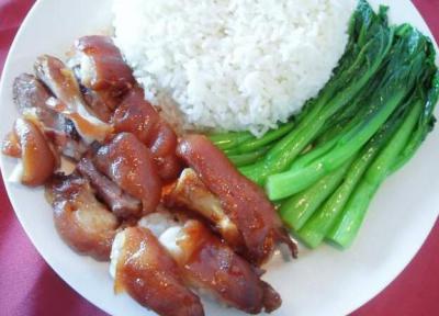 學(xué)豬腳飯技術(shù)培訓(xùn)需要多少錢(qián)？