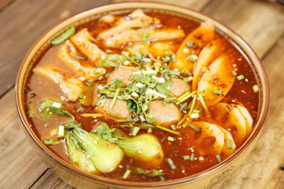 如何選擇一家好的冒菜培訓(xùn)中心？飄味緣冒菜技術(shù)培訓(xùn)中心