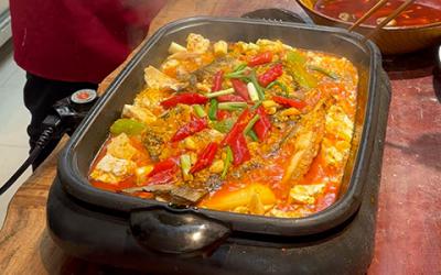 萬州烤魚技術培訓哪里好？解鎖地道風味，開啟創業新篇